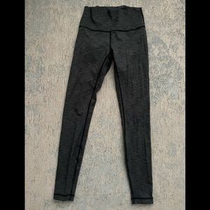Lululemon Heathered Gray Leggings - size 6